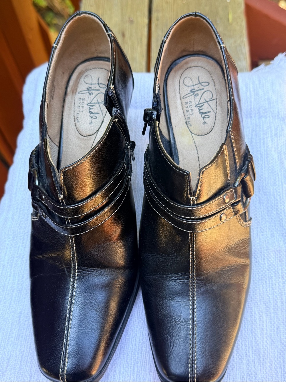 Life Stride Women’s Black Leather Dress Shoes 8M